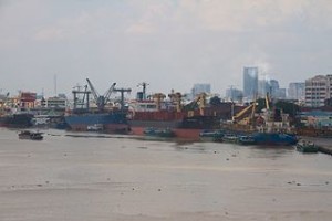 SaigonPort2011