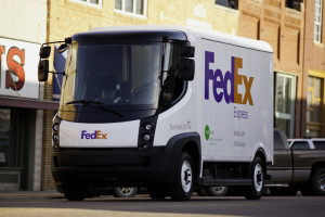 Strong peak aseason, lower fuel costs swell FedEx income 53% in Q3
