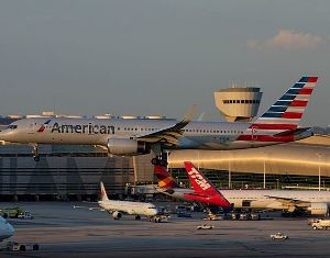 American_Airlines_Boeing