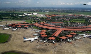 Soekarno-Hatta_Airport_aerial_view