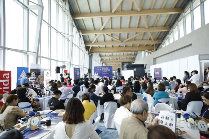 Clark International Airport conference attracts 300 gov’t, industry executives
