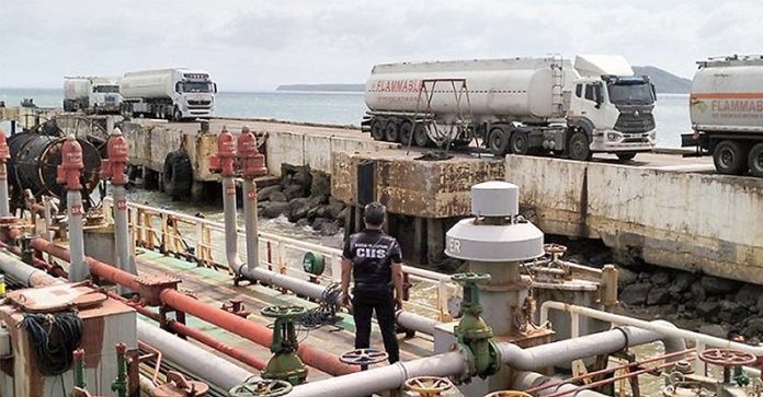 BOC averts smuggling of unmarked fuel in Mariveles